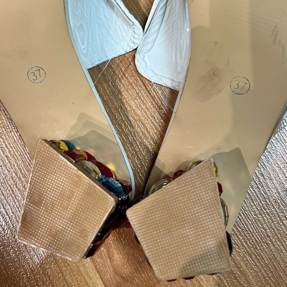 NWOT - Rhinestone Décor Slipper Sandal * White (Size 6.5) - Picture 9 of 11